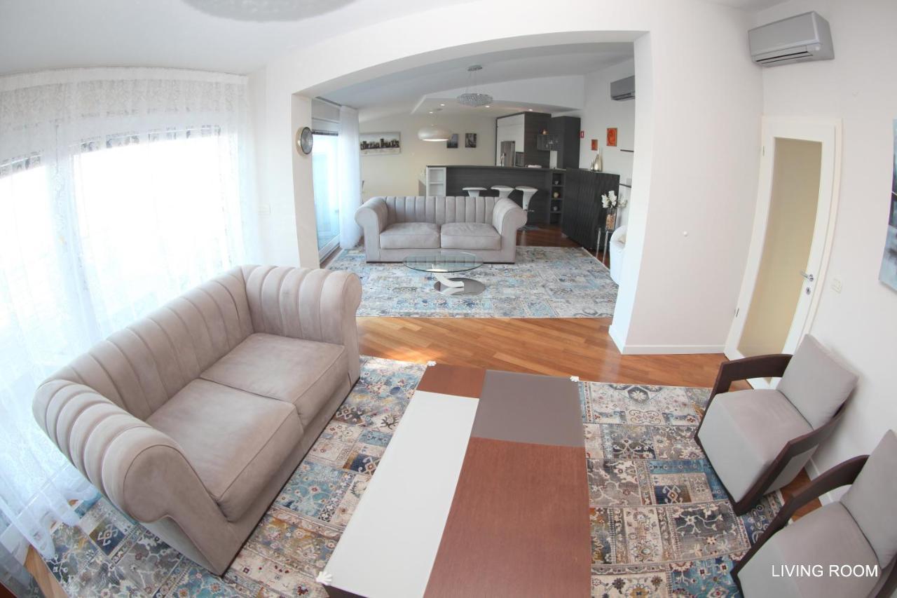 Luxury Marina View Apartment Izola Exterior photo